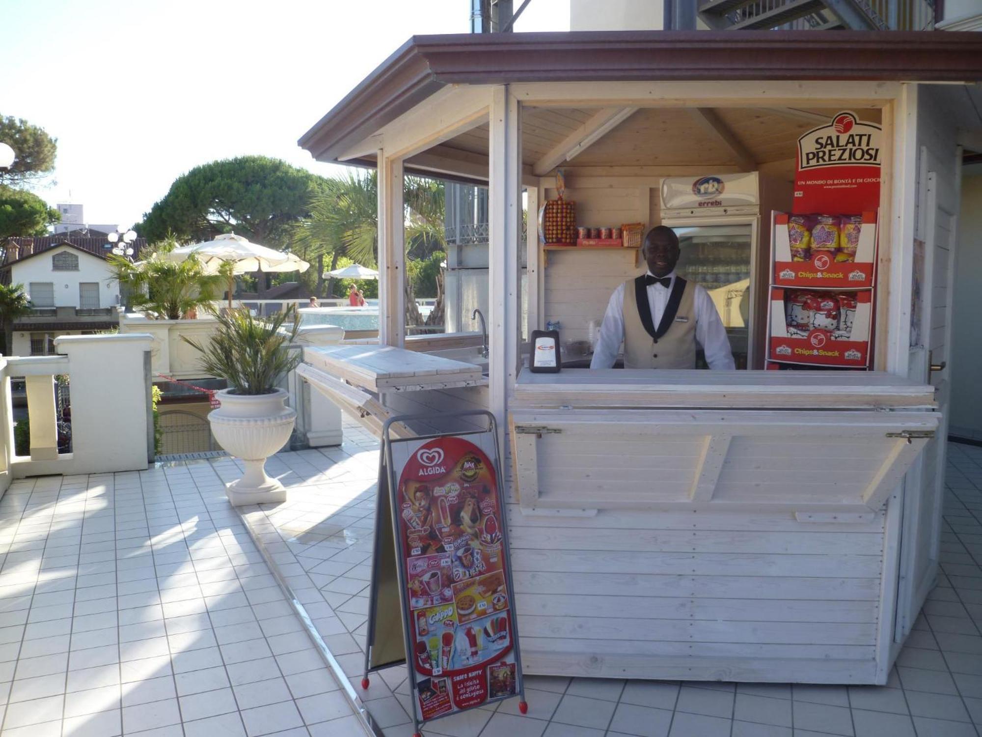 Hotel Conchiglia Cervia Exterior foto